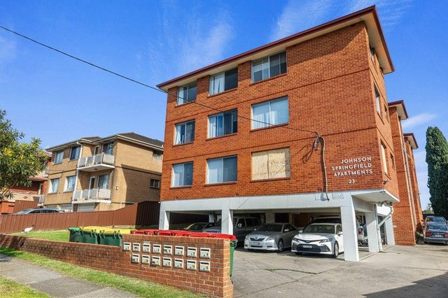 8/23 Rosemont Street, NSW 2196