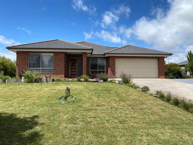 11 Bluegum Cct, VIC 3431