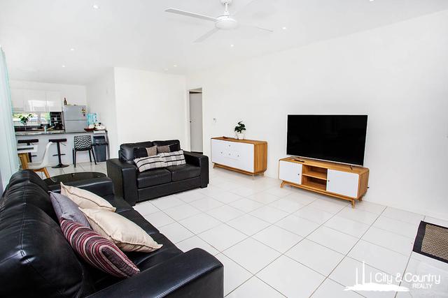 Unit 2/1A King Street, QLD 4825