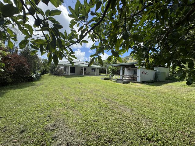 27 Cutten St, QLD 4852