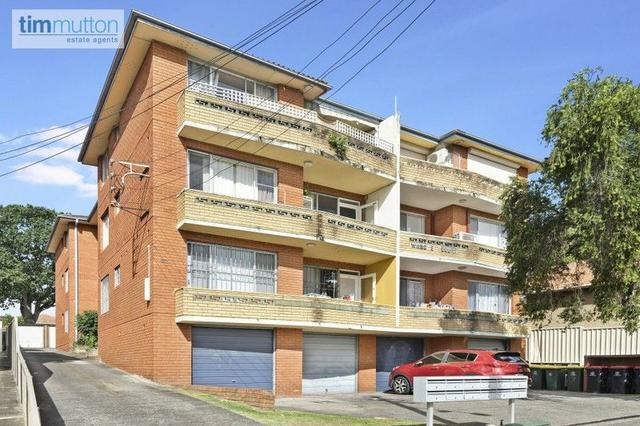 Unit 8/23 Wangee Rd, NSW 2195