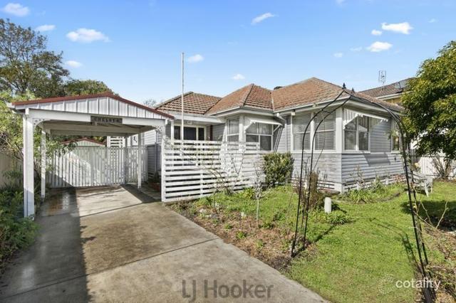 10 Government  Road, NSW 2325