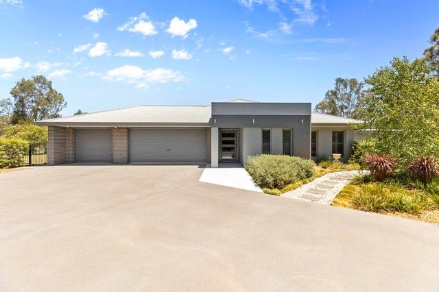 30 Redbank Road, NSW 2650