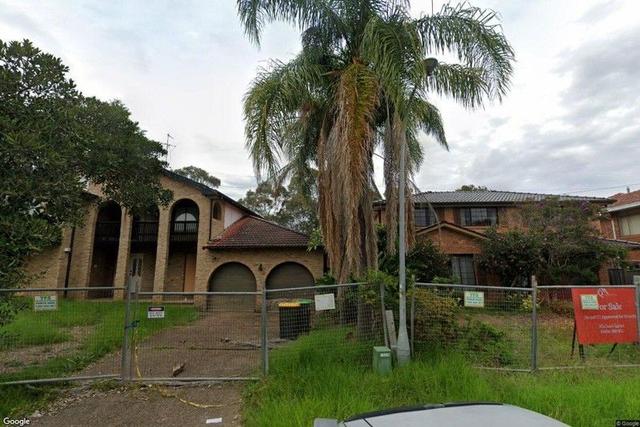 35-37 Simone Crescent, NSW 2170