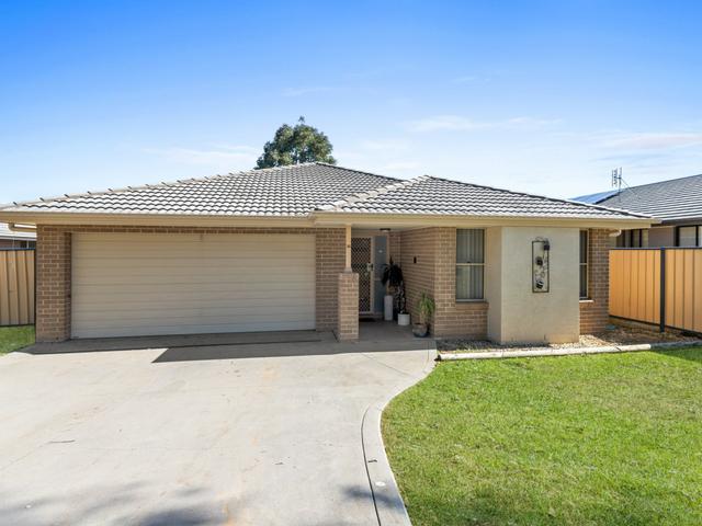 35 Zinfandel Circuit, NSW 2325