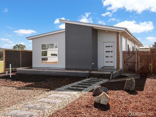 5 Lomandra Drive, VIC 3996