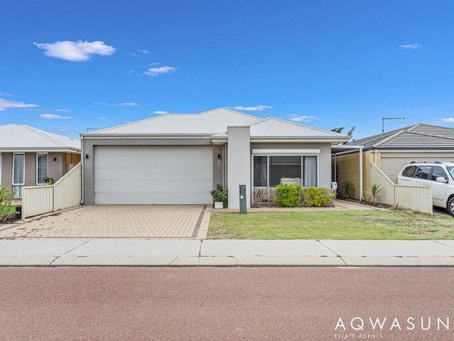 8 Seashells Crescent, WA 6175