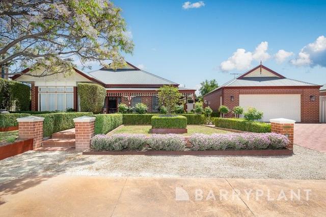 5 Toulon Grove, VIC 3030