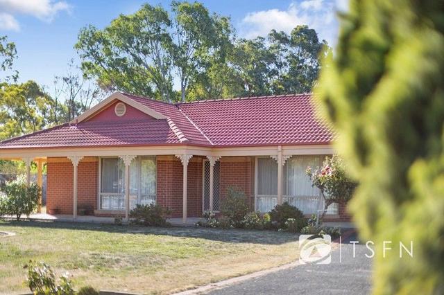 2 Woodlea Close, VIC 3551