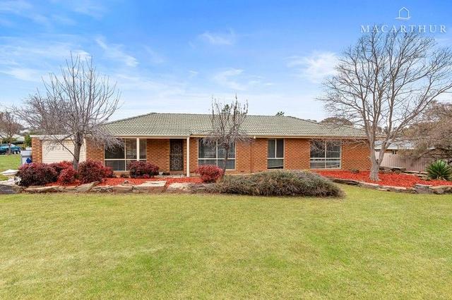 12 Cooba Place, NSW 2650
