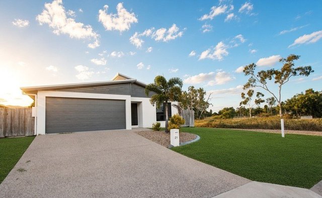 21 Sanderling  Circuit, QLD 4815