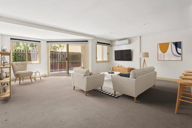 43/7 Empire Circuit, ACT 2603