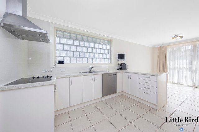 21 Burrinjuck Crescent, ACT 2611