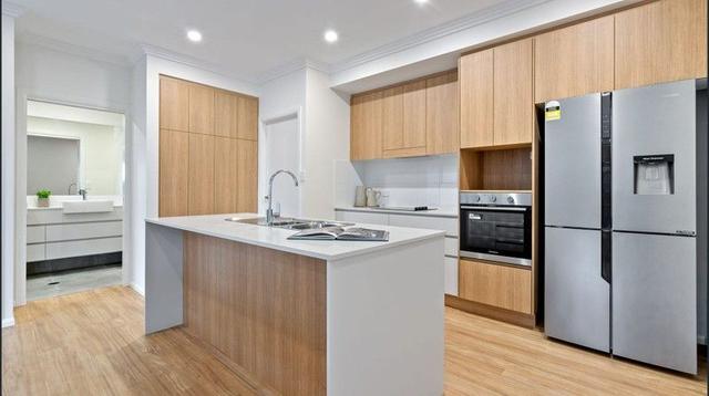 1A/22 Eagleview Place, QLD 4878