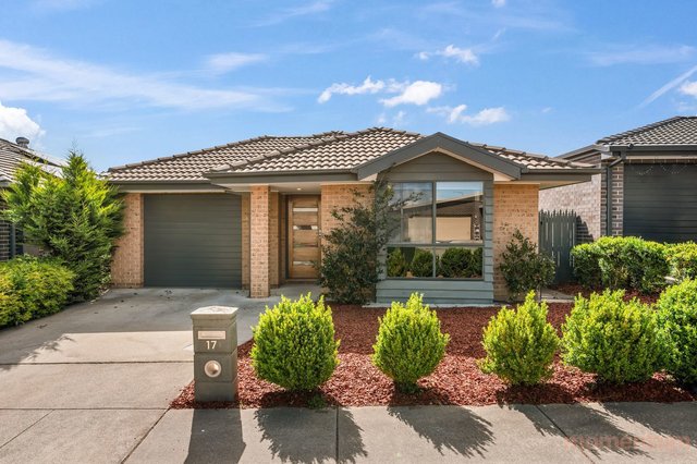 17 Syddall Street, ACT 2914