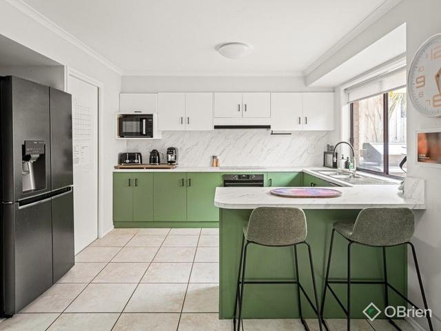 28 Earnshaw Drive, VIC 3201