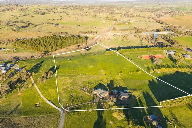 8 Walgrove Road, NSW 2582