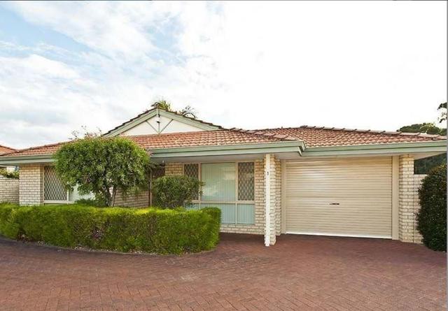 1/15 Summer Place, WA 6108