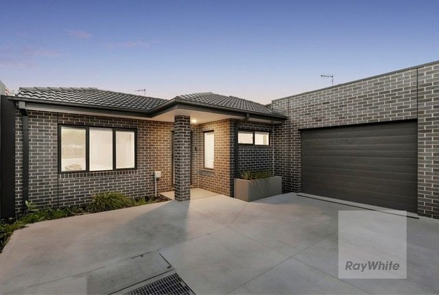 2/37 Tramoo Street, VIC 3075