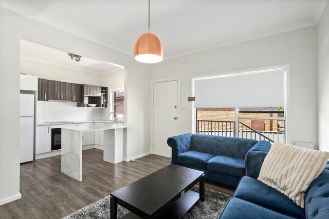 1/62 Rowland Avenue, NSW 2500