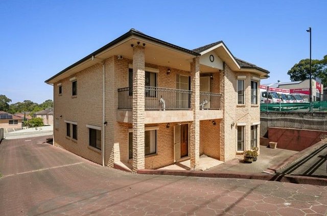 656 Hume  Highway, NSW 2170