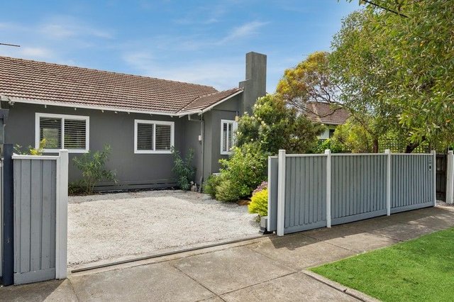 32 Andrews Avenue, VIC 3073