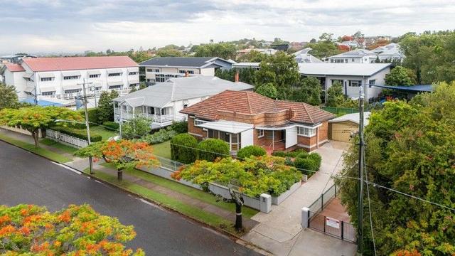 27 Roseby Avenue, QLD 4011