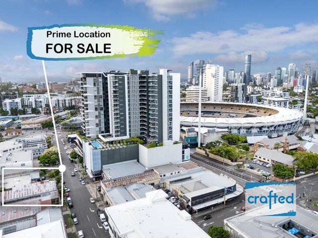 15 Trafalgar Street, QLD 4102