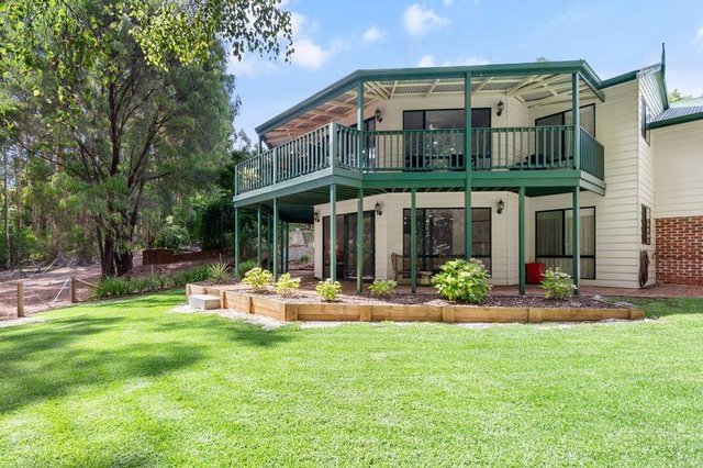 14 Wattlebird Grove, WA 6260
