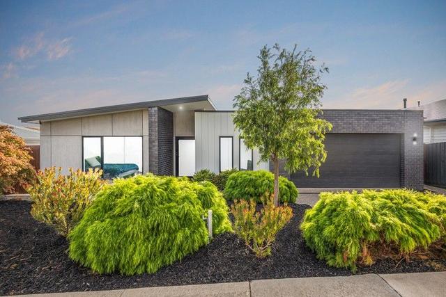 38 Jessica Way, VIC 3216