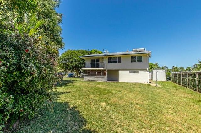 12 Parakeet Ct, QLD 4815