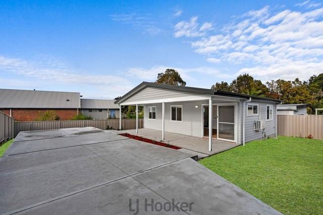 13a Oakland  Street, NSW 2285