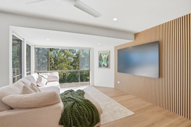 2/10 Dandaloo Drive, QLD 4223