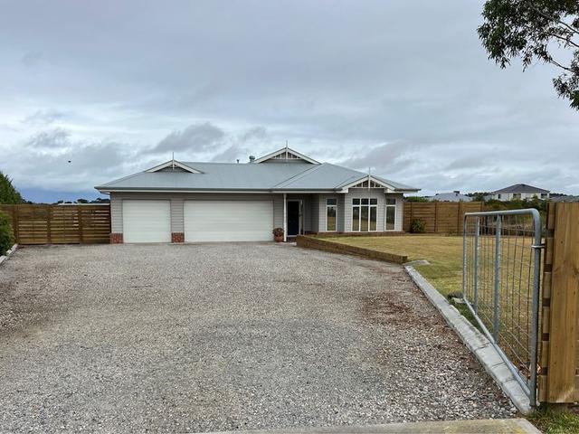 100 Gainsborough Avenue, VIC 3984