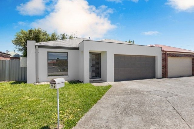 99 McNulty Drive, VIC 3355