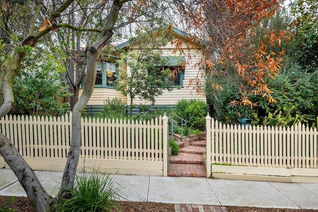 16 Marion Avenue, VIC 3055