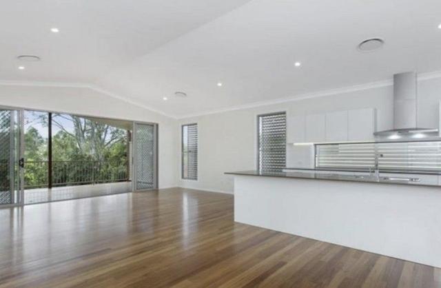 21 Northmore Street, QLD 4053