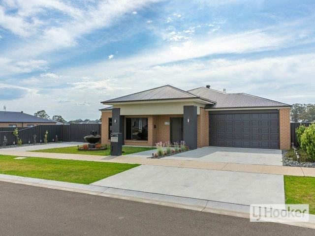 10 Ilfracombe Way, VIC 3880