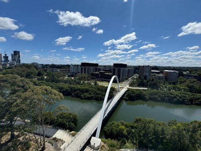 Level 10, 1004/2 River  Road West, NSW 2150