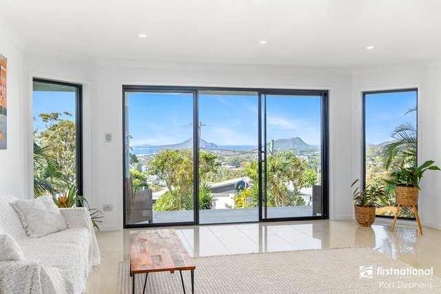 27 Tareebin Road, NSW 2315