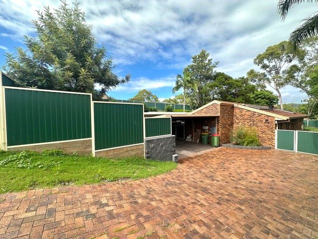 2 Lytham Court, QLD 4211