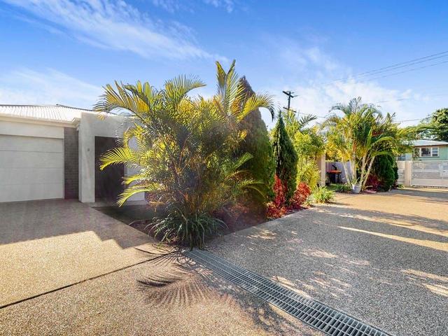 2/12-16 Elphinstone Street, QLD 4701
