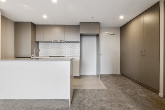 902/335 Anketell Street, ACT 2900