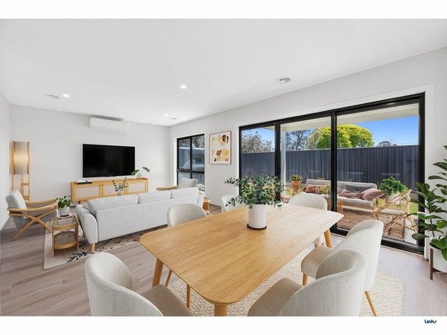 15 Warner Street, VIC 3241