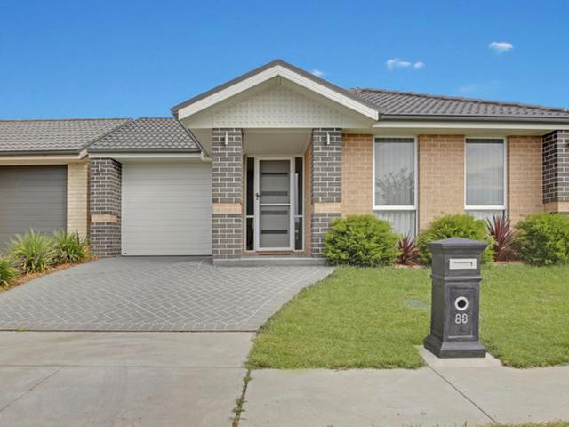 83 Donald Horne Circuit, ACT 2913