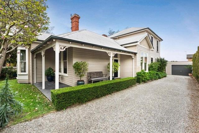 204 Lyons Street North, VIC 3350