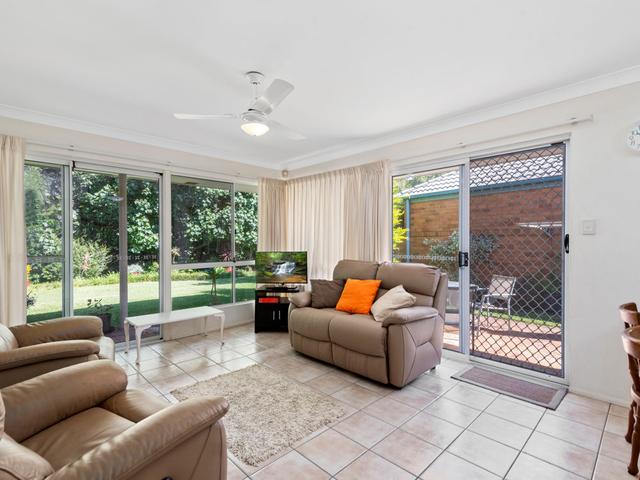 240/1 Mariners Drive West, NSW 2485