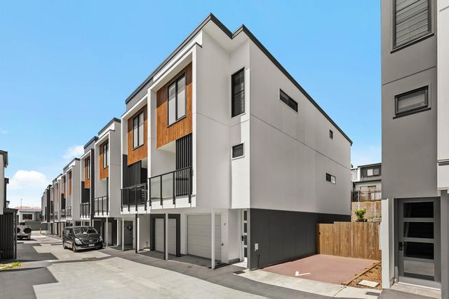 57/902 Hamilton Road, QLD 4053