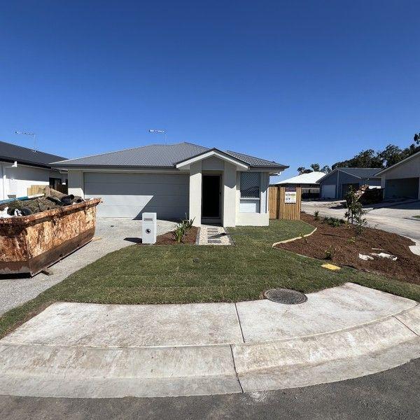 12 Chorus Crescent, QLD 4306