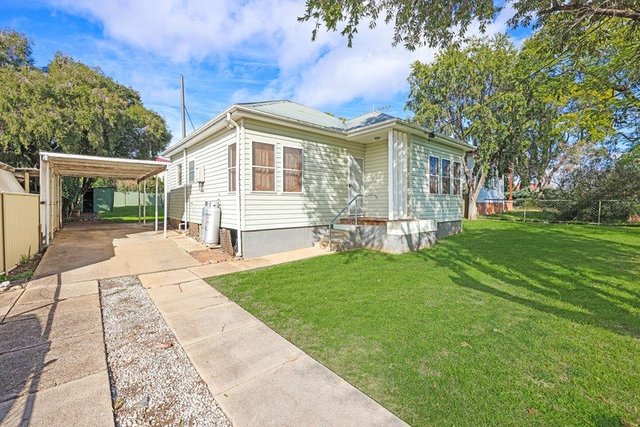 4 Hume Street, NSW 2340